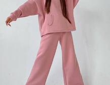 Тёплый костюм с расклешенными брюками Тёплый костюм с расклешенными брюками | PUSHKA SHOP