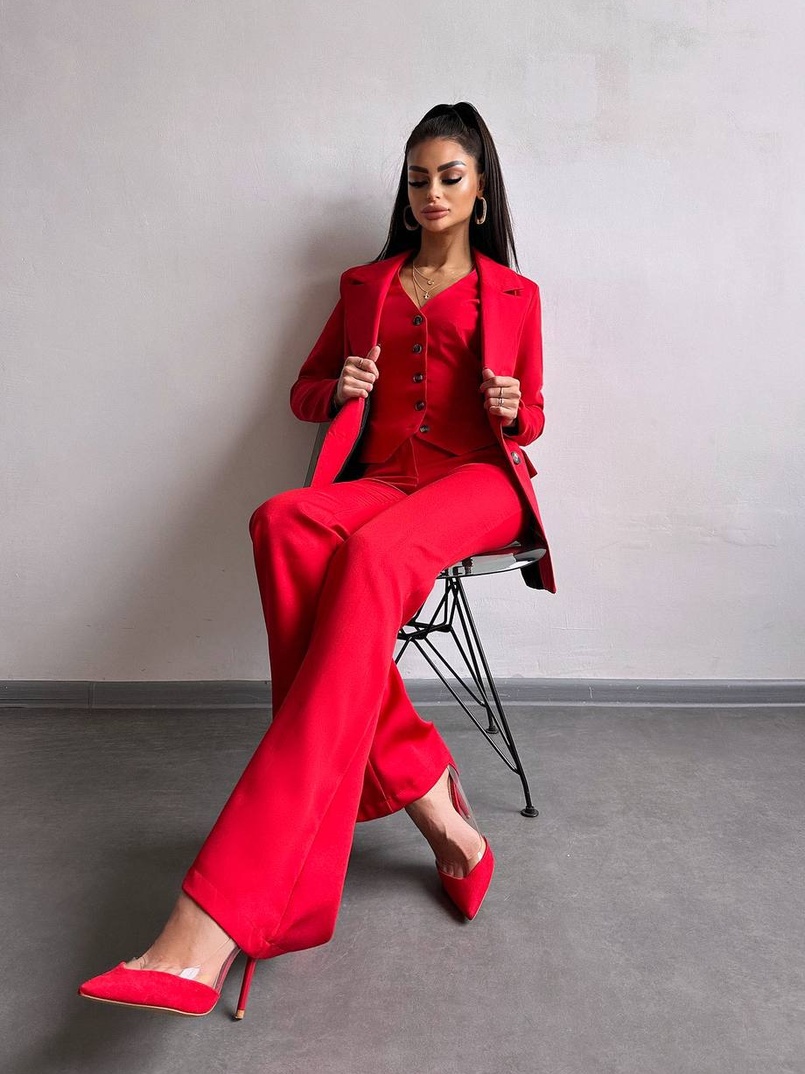 Костюм: піджак на підкладці, штани кльош+ жилет Костюм: піджак на підкладці, штани кльош+ жилет | PUSHKA SHOP