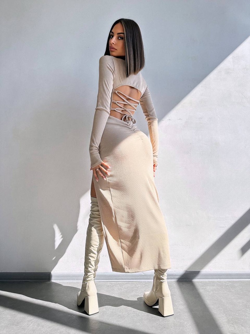 Трикотажна сукня міді зі шнурівкою на спинці  | PUSHKA SHOP