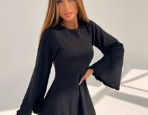 Трикотажна сукня міні з розкльошеними рукавами та відкритою спиною | PUSHKA SHOP