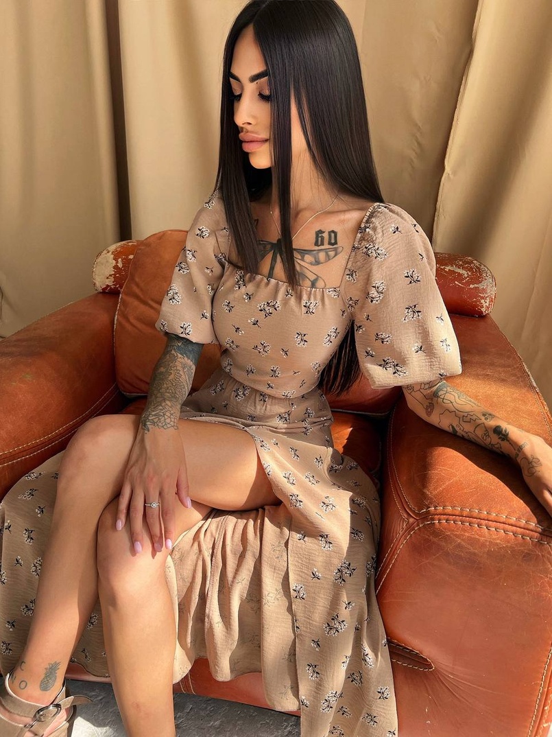 Платье миди со шнуровкой на спинке  | PUSHKA SHOP