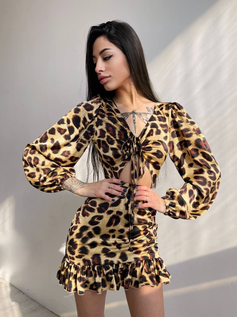 Платье мини в леопардовый принт  | PUSHKA SHOP