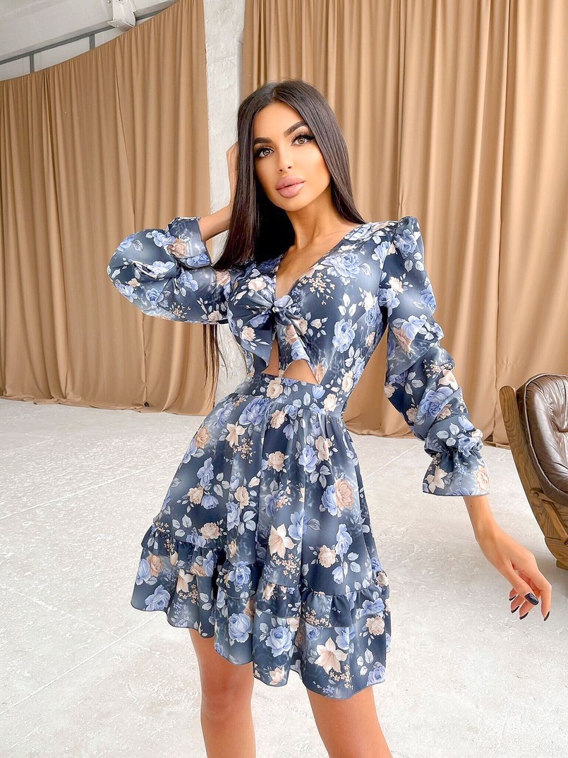 Цветочное платье с завязками на груди и пышной юбкой с оборками  Цветочное платье с завязками на груди и пышной юбкой с оборками  | PUSHKA SHOP