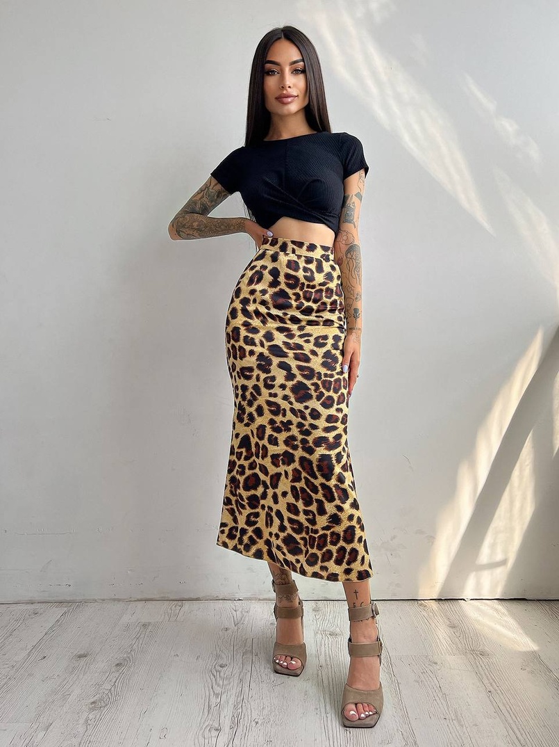 Комплект: топ + шелковая юбка в леопардовый принт  Комплект: топ + шелковая юбка в леопардовый принт  | PUSHKA SHOP