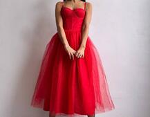 Сукня міді із чашечками з пишною спідницею Сукня міді із чашечками з пишною спідницею | PUSHKA SHOP