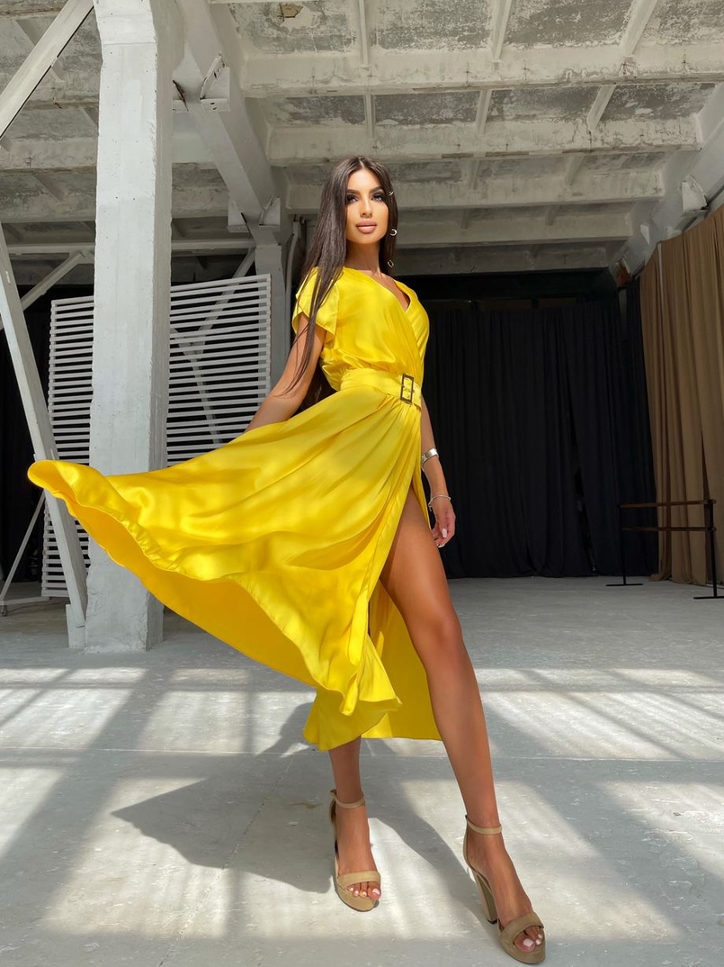 Шелковое платье-миди с широким поясом  Шелковое платье-миди с широким поясом  | PUSHKA SHOP