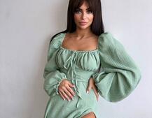 Муслінова сукня -міді з розрізом на ніжці Муслінова сукня -міді з розрізом на ніжці | PUSHKA SHOP