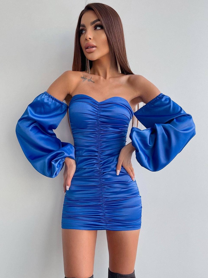 Атласна сукня з драпіруванням Атласна сукня з драпіруванням | PUSHKA SHOP