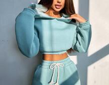 Базовий костюм на флісі з об'ємними капюшоном Базовий костюм на флісі з об'ємними капюшоном | PUSHKA SHOP