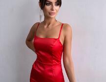 Атласна сукня декорована бахромою зі страз Атласна сукня декорована бахромою зі страз | PUSHKA SHOP