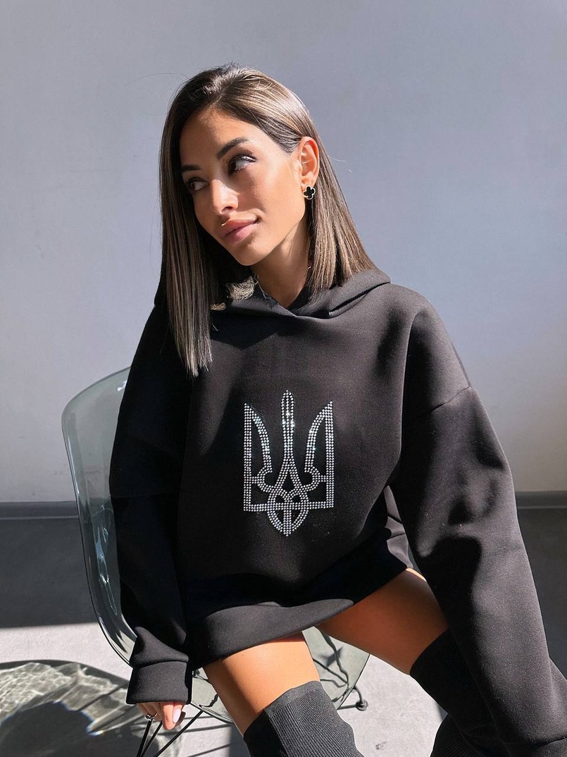 Патріотичне  худі over size із сяючими стразами | PUSHKA SHOP