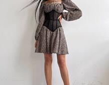 Приталена сукня з принтом  + прозорий корсет Приталена сукня з принтом  + прозорий корсет | PUSHKA SHOP