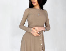 Трикотажное платье миди с разрезом | PUSHKA SHOP