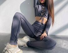 Комплект: топ зі шнурівкою на грудях + легінси | PUSHKA SHOP