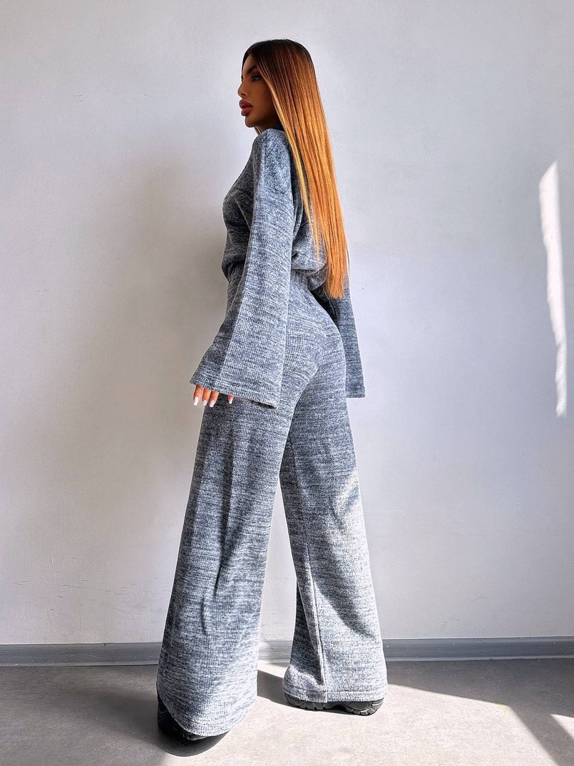 Трикотажний базовий комплект: світшот + штани  | PUSHKA SHOP