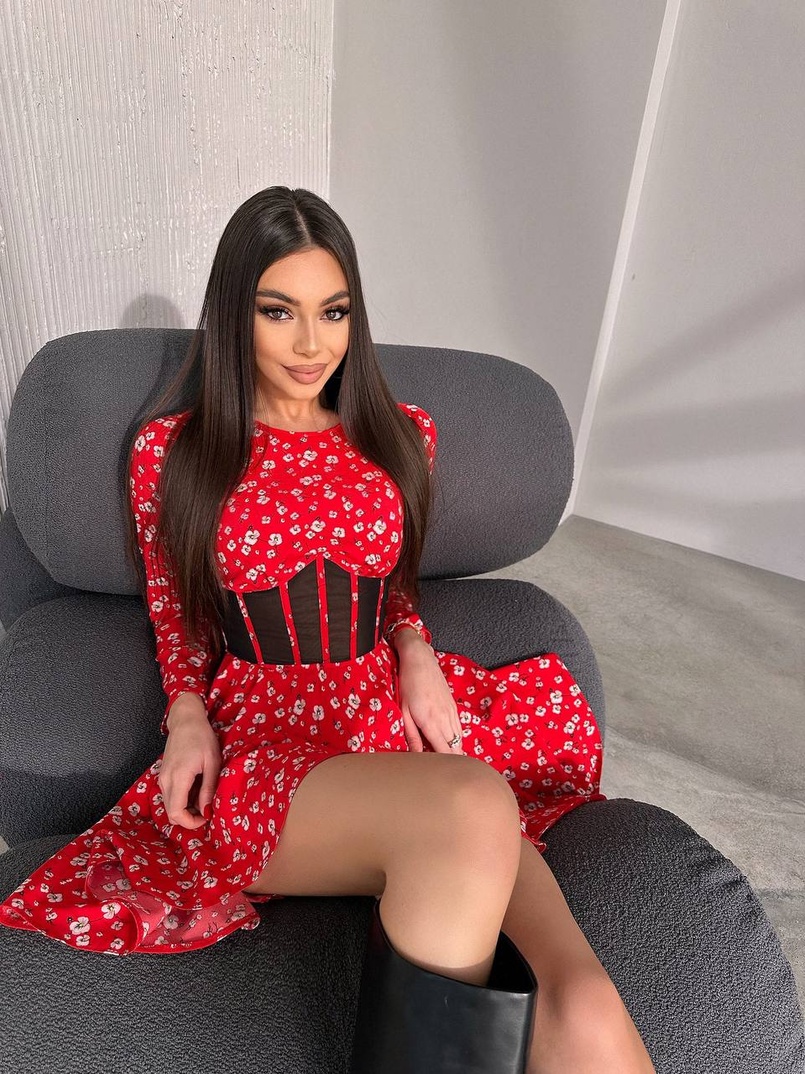 Приталена сукня з корсетною вставкою та спідницею-сонцем Приталена сукня з корсетною вставкою та спідницею-сонцем | PUSHKA SHOP