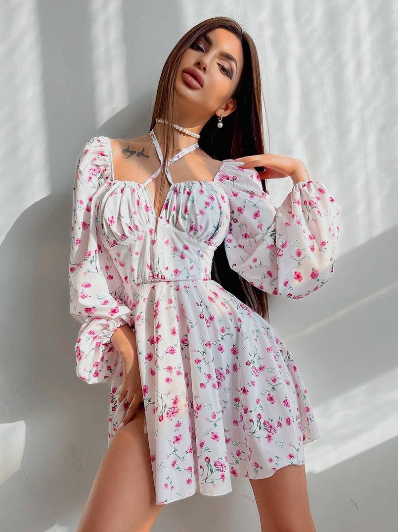 Цветочное платье с пышной юбкой и завязками на груди  Цветочное платье с пышной юбкой и завязками на груди  | PUSHKA SHOP