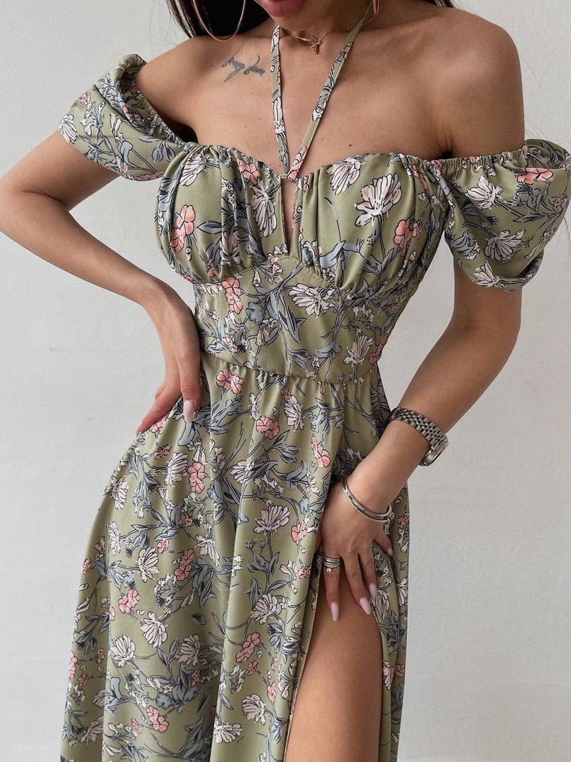 Платье миди с завязками на груди в цветочный принт Платье миди с завязками на груди в цветочный принт | PUSHKA SHOP