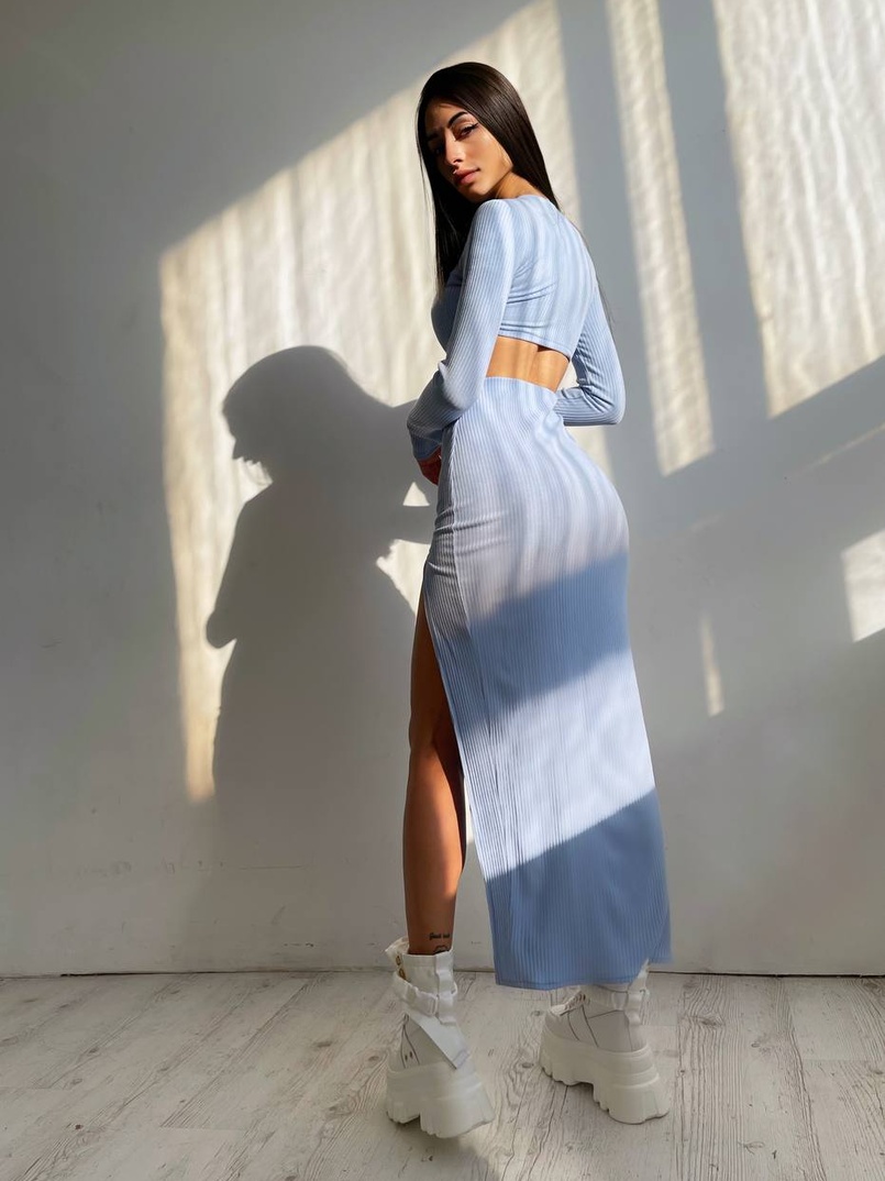 Трикотажный комплект: топ с чашечками push up + юбка миди с разрезом Трикотажный комплект: топ с чашечками push up + юбка миди с разрезом | PUSHKA SHOP