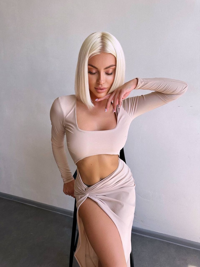 Сукня міді з драпіруванням . | PUSHKA SHOP