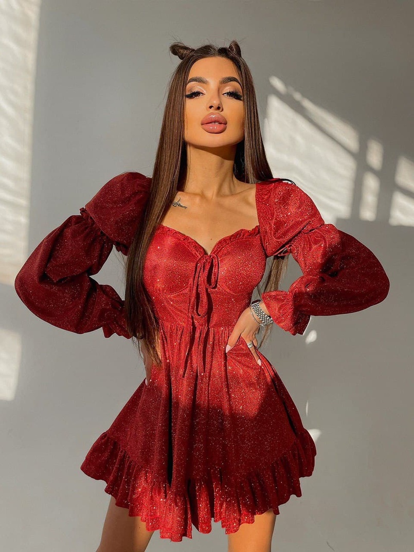 Блискуча сукня з оборками та чашками з ефектом push up Блискуча сукня з оборками та чашками з ефектом push up | PUSHKA SHOP