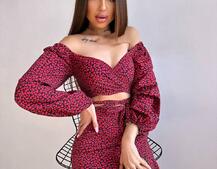 Комплект: топ із зав'язками на талії + спідниця міді з розрізом Комплект: топ із зав'язками на талії + спідниця міді з розрізом | PUSHKA SHOP