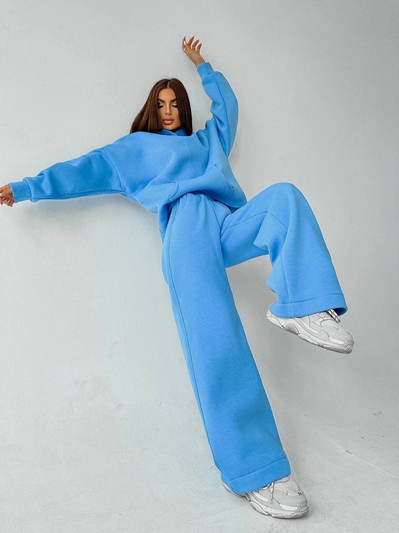 Тёплый костюм с расклешенными брюками   | PUSHKA SHOP