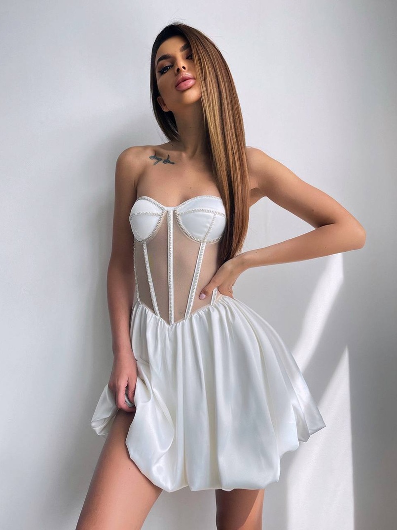 Сукня з чашечками та елементами корсету декорована стразами  | PUSHKA SHOP