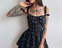 Платье с корсетным верхом и оборками на юбочке Платье с корсетным верхом и оборками на юбочке | PUSHKA SHOP