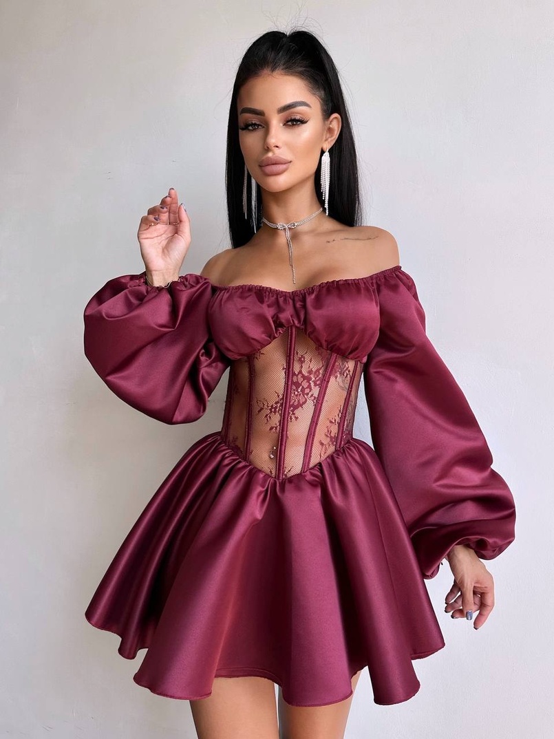Атласна сукня з обʼємними рукавами та мереживом | PUSHKA SHOP