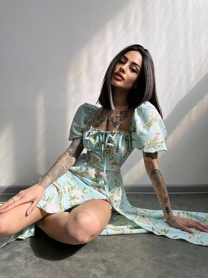 Сукня- міді з квітковим принтом Сукня- міді з квітковим принтом | PUSHKA SHOP