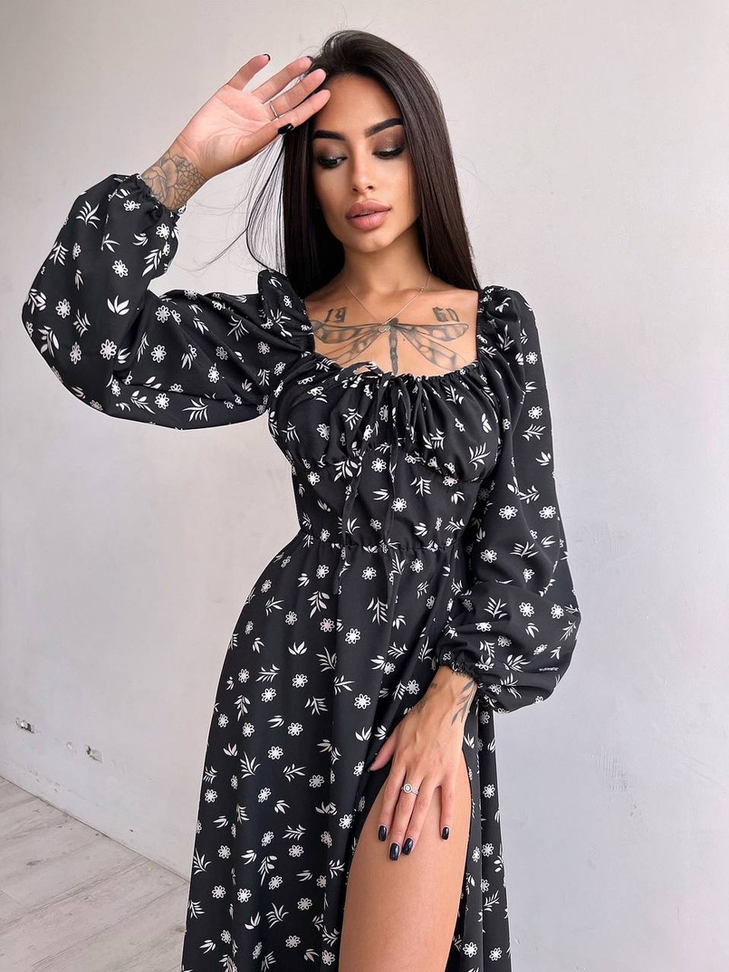 Сукня міді з розрізом на спідниці Сукня міді з розрізом на спідниці | PUSHKA SHOP