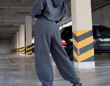 Теплий та мʼякий комплект: Обʼємний худі з капюшоном та штани з манжетами  Дуже приємний до тіла | PUSHKA SHOP