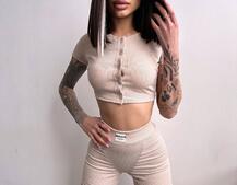 Комплект: топ на ґудзиках + велосипедки Комплект: топ на ґудзиках + велосипедки | PUSHKA SHOP