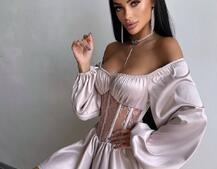 Атласна сукня з обʼємними рукавами та мереживом Атласна сукня з обʼємними рукавами та мереживом | PUSHKA SHOP