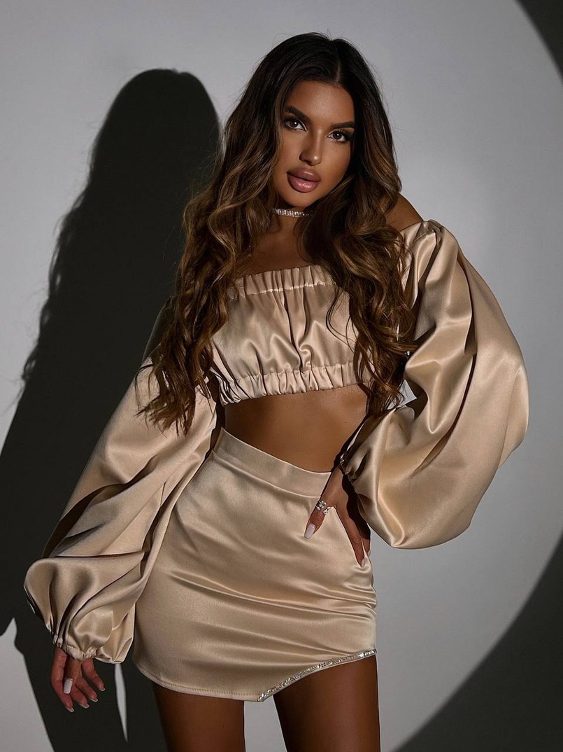 Атласний комплект, декорований стразами Ручна робота, прикраса пришита  | PUSHKA SHOP