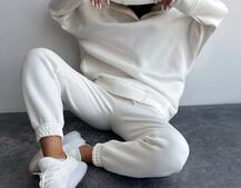 Тёплый комплект: худи + спортивные штаны Тёплый комплект: худи + спортивные штаны | PUSHKA SHOP