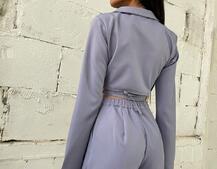 Укорочённый пиджак с завязками на талии и расклешоные брюки  Укорочённый пиджак с завязками на талии и расклешоные брюки  | PUSHKA SHOP