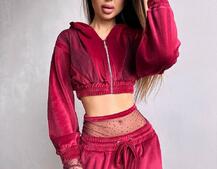 Велюровий комплект декорований стразами( бомбер+ рукавички+ штани + трусики) Велюровий комплект декорований стразами( бомбер+ рукавички+ штани + трусики) | PUSHKA SHOP