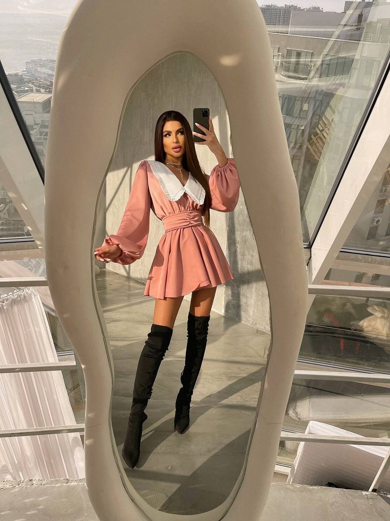 Сукня з коміром та об'ємними рукавами з широким поясом Сукня з коміром та об'ємними рукавами з широким поясом | PUSHKA SHOP