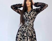 Платье миди с запахом на груди и разрезом на юбке Платье миди с запахом на груди и разрезом на юбке | PUSHKA SHOP