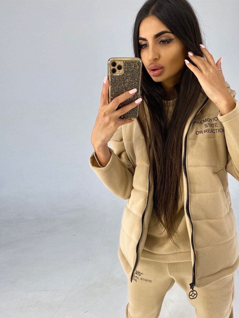 Бежевый комплект тройка: Свитшот, джоггеры и желетка | PUSHKA SHOP