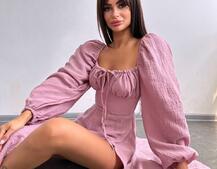 Муслінова сукня -міді з розрізом на ніжці Муслінова сукня -міді з розрізом на ніжці | PUSHKA SHOP