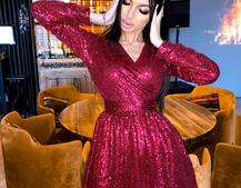 Платье в пайетки с широким поясом и завязками на талии Платье в пайетки с широким поясом и завязками на талии | PUSHKA SHOP