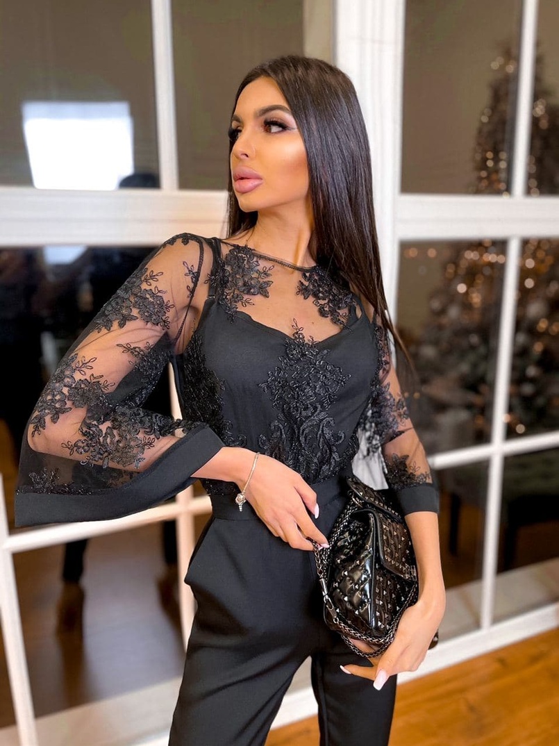 Эффектный комбинезон с кружевным верхом Эффектный комбинезон с кружевным верхом | PUSHKA SHOP