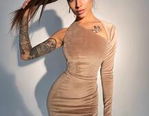 Бархатное платье, декорированное бахромой из страз  | PUSHKA SHOP