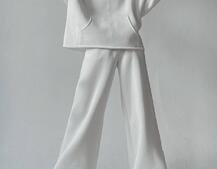 Тёплый костюм с расклешенными брюками   | PUSHKA SHOP