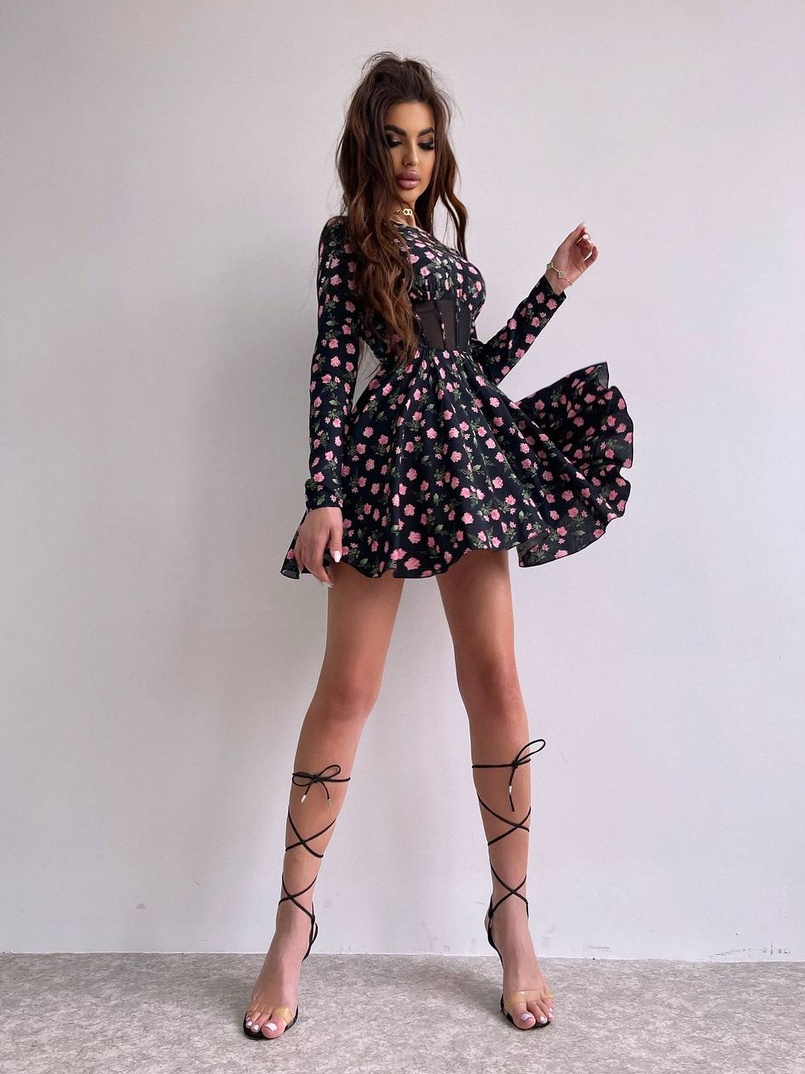 Приталена сукня з корсетною вставкою та спідницею-сонцем Приталена сукня з корсетною вставкою та спідницею-сонцем | PUSHKA SHOP