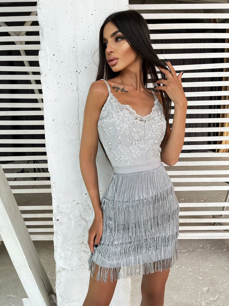 Платье с кружевным верхом и бахромой  | PUSHKA SHOP