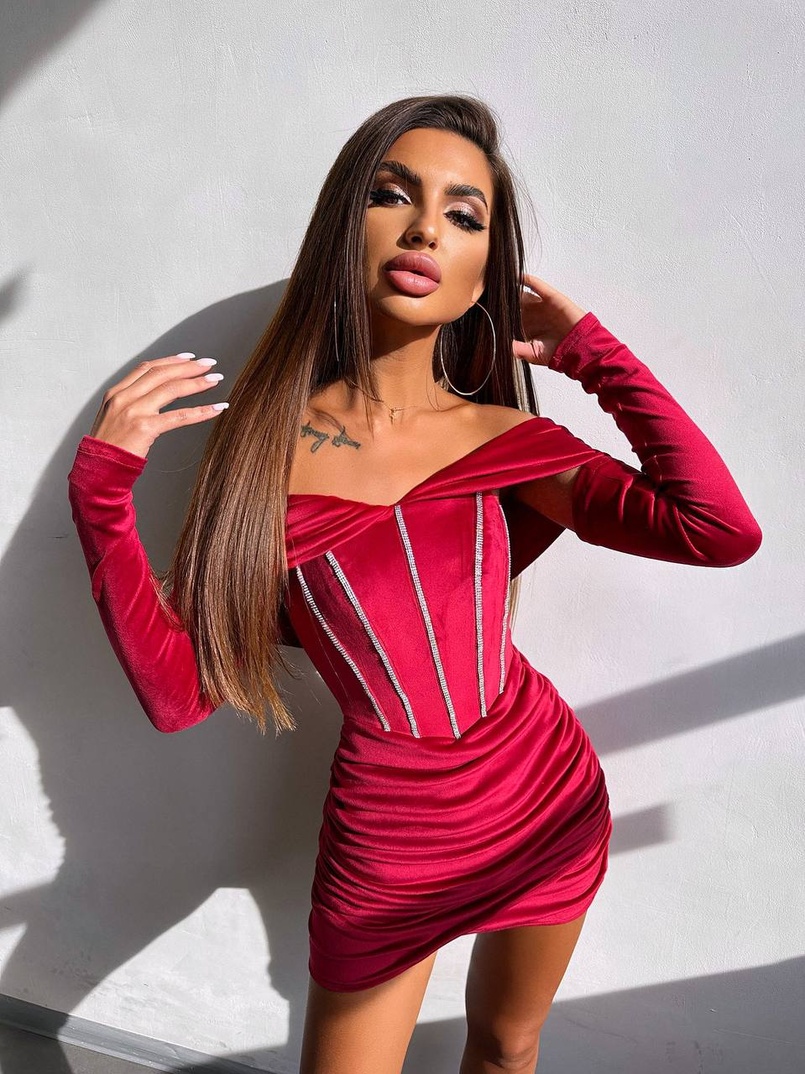 Оксамитова корсетна сукня міні, декорована стразами Ручна робота Оксамитова корсетна сукня міні, декорована стразами Ручна робота | PUSHKA SHOP